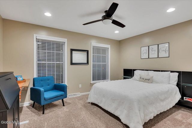 2 Carpenter Way, Clifton Park, NY 12065