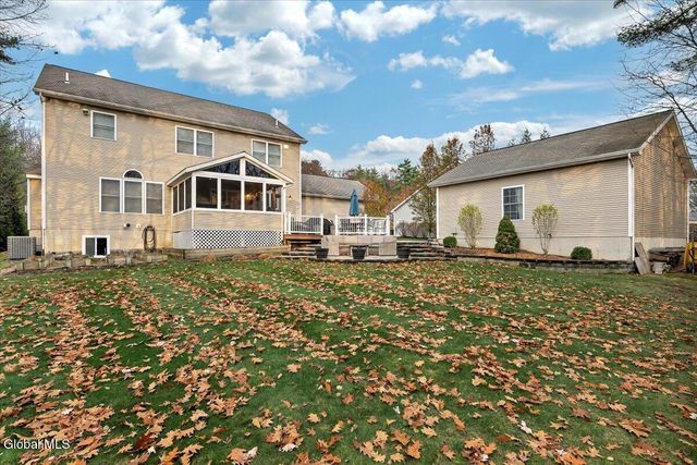 2 Carpenter Way, Clifton Park, NY 12065