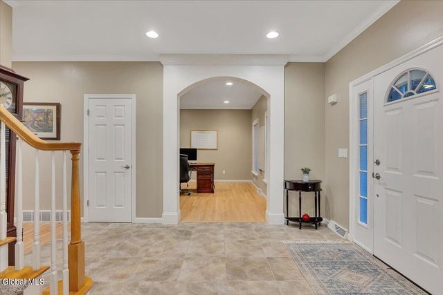 2 Carpenter Way, Clifton Park, NY 12065