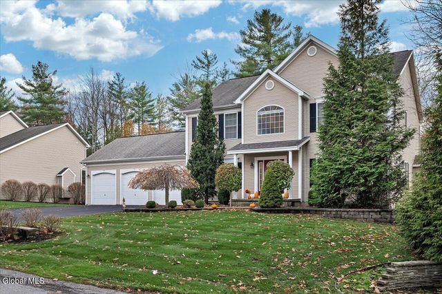 2 Carpenter Way, Clifton Park, NY 12065