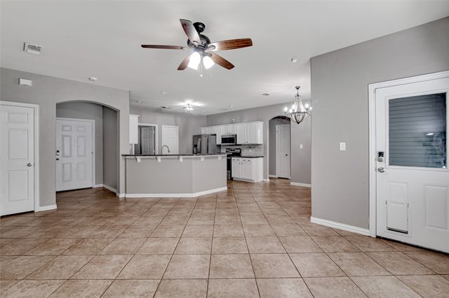 1015 Christine Street, Keene, TX 76031