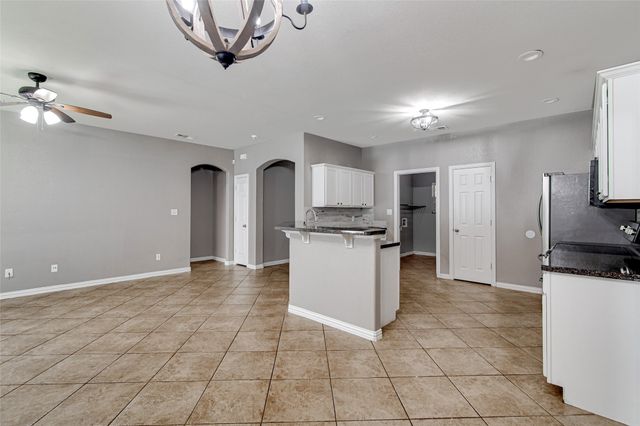 1015 Christine Street, Keene, TX 76031