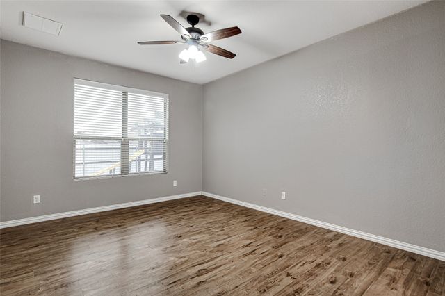 1015 Christine Street, Keene, TX 76031