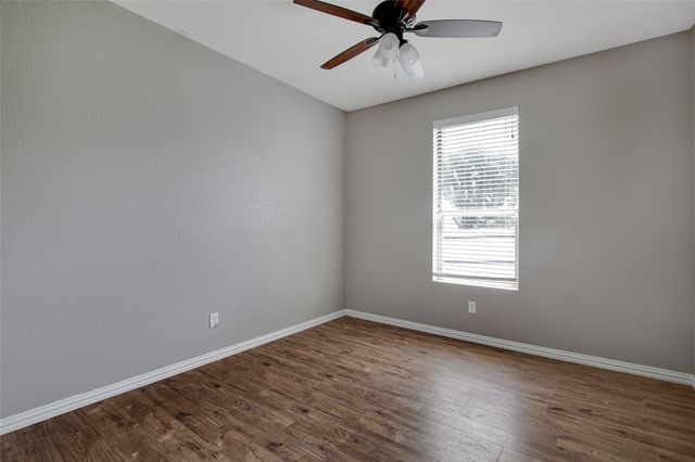 1015 Christine Street, Keene, TX 76031