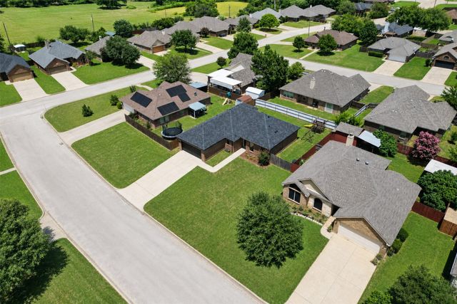 1015 Christine Street, Keene, TX 76031