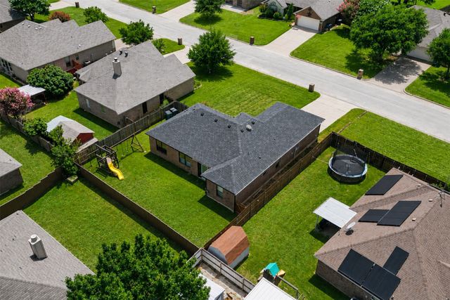 1015 Christine Street, Keene, TX 76031