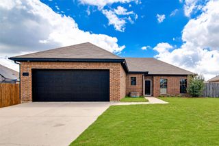 1015 Christine Street, Keene, TX 76031