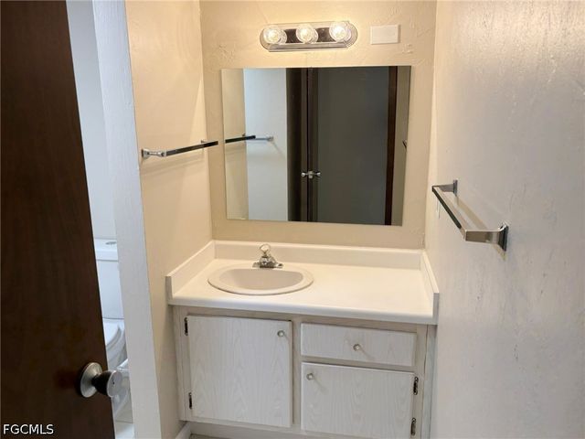 3704 Broadway 214, Fort Myers, FL 33901