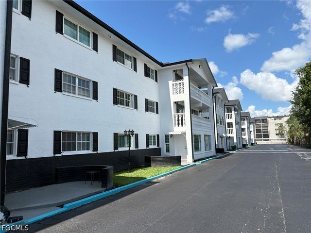 3704 Broadway 214, Fort Myers, FL 33901
