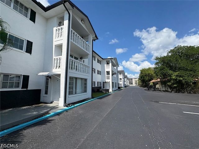 3704 Broadway 214, Fort Myers, FL 33901