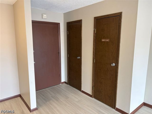 3704 Broadway 214, Fort Myers, FL 33901
