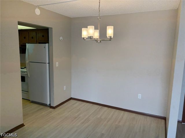 3704 Broadway 214, Fort Myers, FL 33901