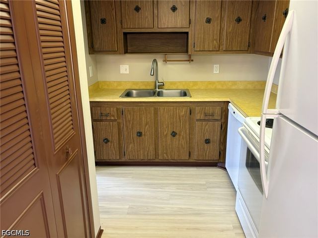 3704 Broadway 214, Fort Myers, FL 33901