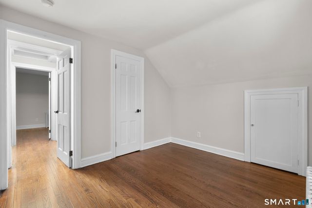 556 Dunbar Hill Road, Hamden, CT 06514