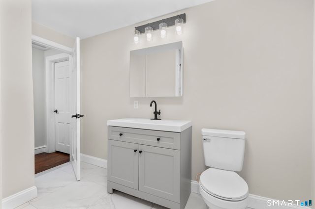 556 Dunbar Hill Road, Hamden, CT 06514