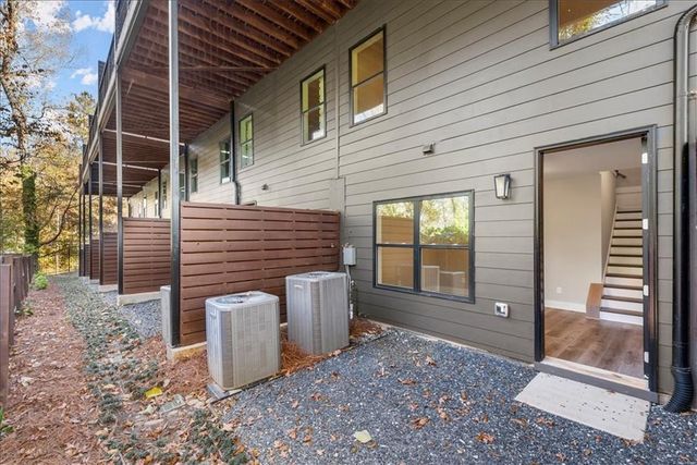 2333 Mason Drive D26, Atlanta, GA 30316