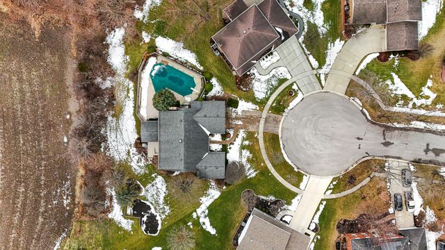 376 Nevada A Court, Frankfort, IL 60423