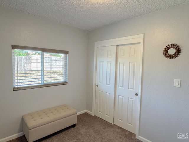 2518 Lynwood Street, Bakersfield, CA 93306