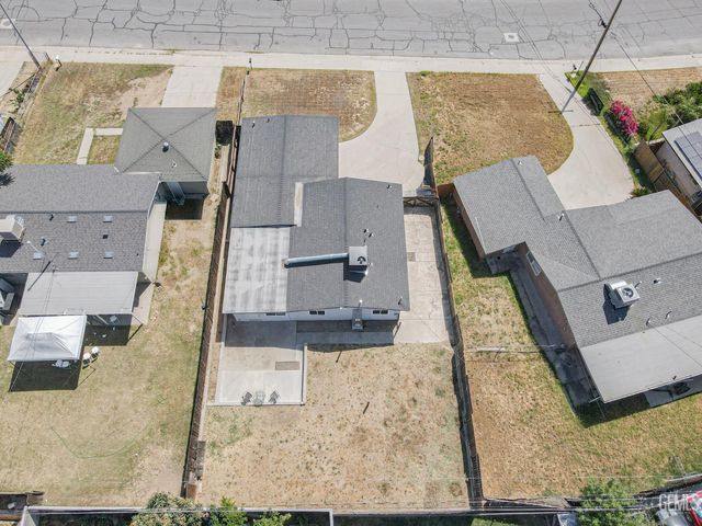 2518 Lynwood Street, Bakersfield, CA 93306