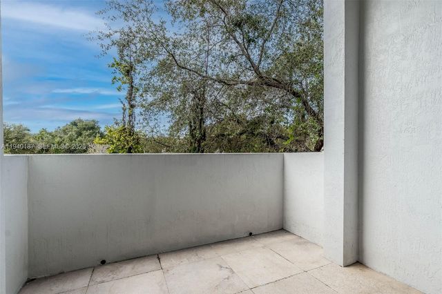 343 Madeira Ave 343, Coral Gables, FL 33134