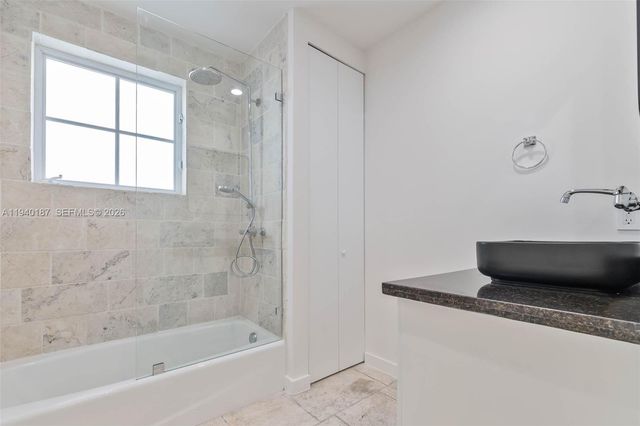 343 Madeira Ave 343, Coral Gables, FL 33134