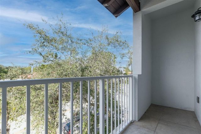 343 Madeira Ave 343, Coral Gables, FL 33134