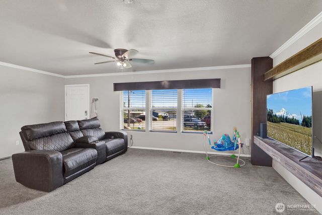 8483 Alder Way, Blaine, WA 98230