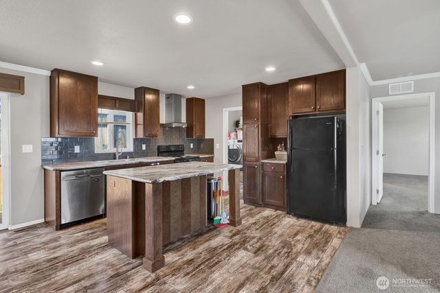 8483 Alder Way, Blaine, WA 98230