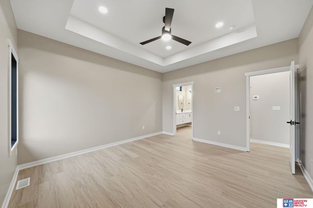 6664 Shadow Ridge Place, Columbus, NE 68601