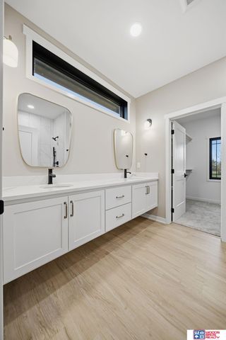 6664 Shadow Ridge Place, Columbus, NE 68601