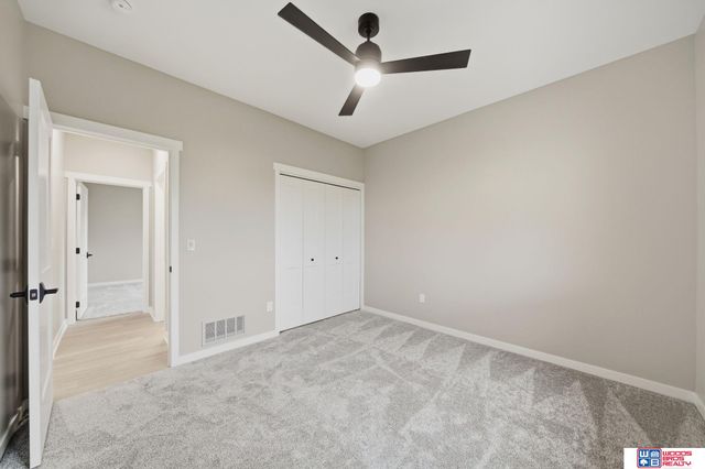 6664 Shadow Ridge Place, Columbus, NE 68601