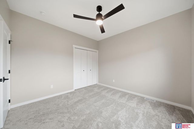 6664 Shadow Ridge Place, Columbus, NE 68601