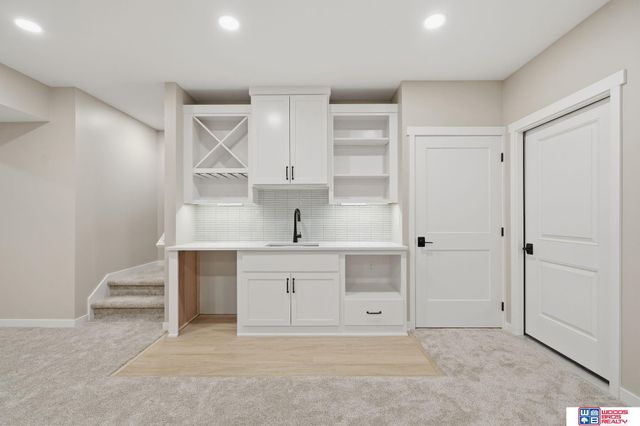 6664 Shadow Ridge Place, Columbus, NE 68601