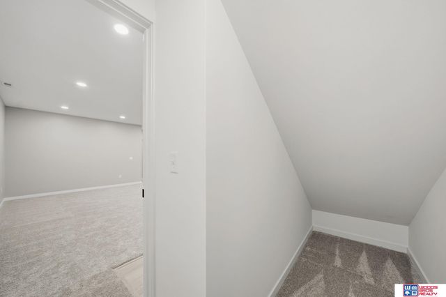 6664 Shadow Ridge Place, Columbus, NE 68601