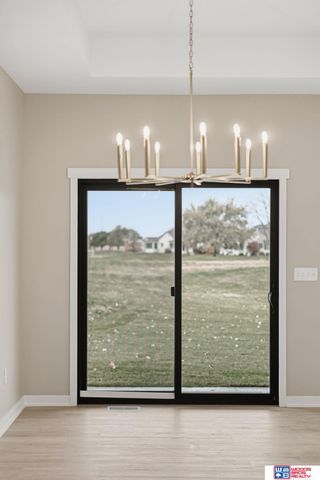 6664 Shadow Ridge Place, Columbus, NE 68601