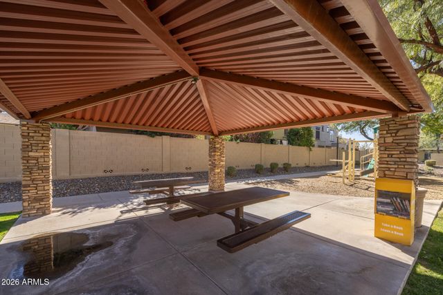 2725 E MINE CREEK Road 2166, Phoenix, AZ 85024