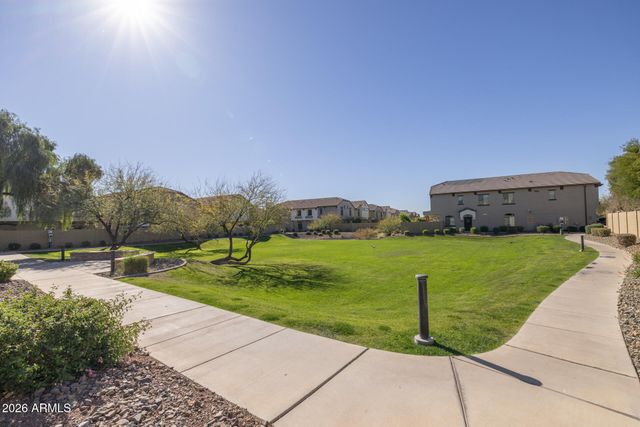 2725 E MINE CREEK Road 2166, Phoenix, AZ 85024