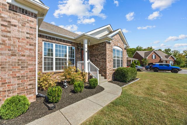 1012 Solomon Ln, Spring Hill, TN 37174