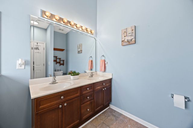 1012 Solomon Ln, Spring Hill, TN 37174
