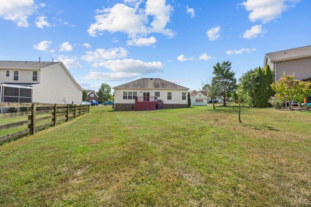 1012 Solomon Ln, Spring Hill, TN 37174