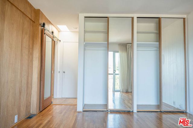 8895 Appian Way, Los Angeles, CA 90046