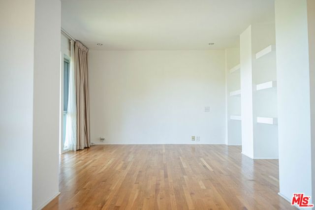 8895 Appian Way, Los Angeles, CA 90046