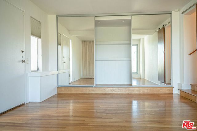 8895 Appian Way, Los Angeles, CA 90046