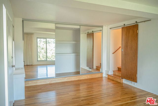 8895 Appian Way, Los Angeles, CA 90046