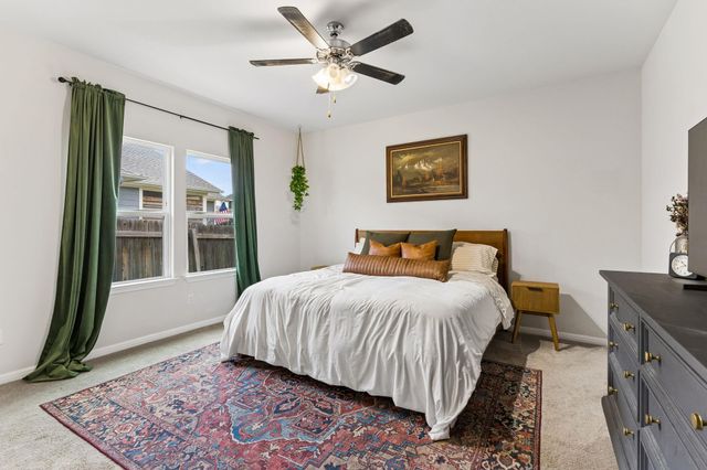2851 Brand Iron DR, San Marcos, TX 78666
