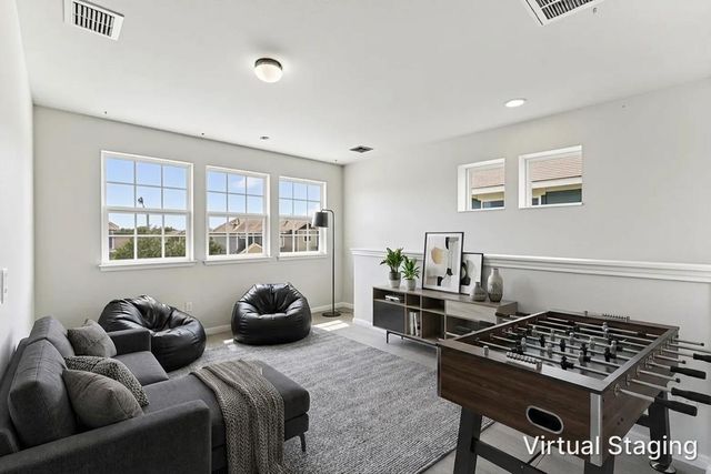 2851 Brand Iron DR, San Marcos, TX 78666