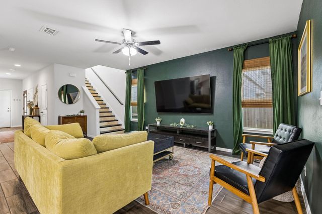 2851 Brand Iron DR, San Marcos, TX 78666