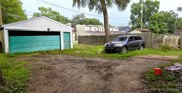 1330 Lafayette Avenue, Grand Rapids, MI 49507