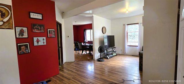 1330 Lafayette Avenue, Grand Rapids, MI 49507