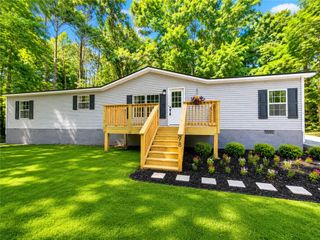 98 Jims Lane, Nicholson, GA 30565